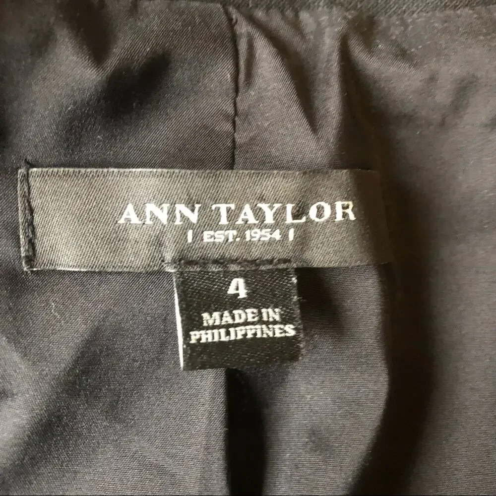 Ann Taylor lined jacket zip & button closure pockets button cuffs size 4